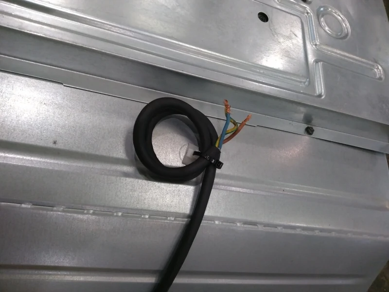 Four Chaleur Tournante 73 L Reconditionné WHIRLPOOL W9 OS2 4S1 P