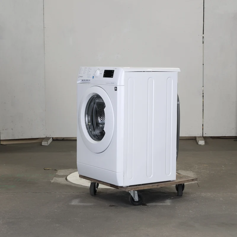 Lave-linge Hublot 7 kg Reconditionné INDESIT BWE71484XWFRN