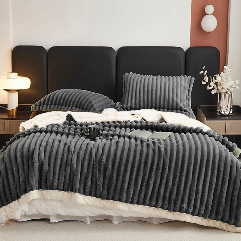 ROSEKINDCN Weighted Fleece Blanket With Sherpa for Cozy Warmth