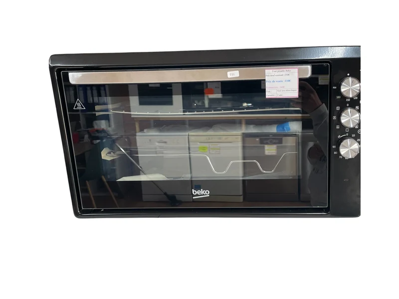 Four posable Beko MD44EN1010