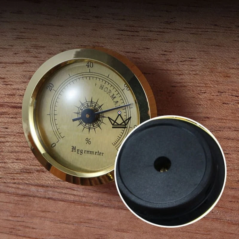Hygromètre Mécanique Cigares SENSOR BASIC — 45 × 15 mm, Or, Affichage Aiguille